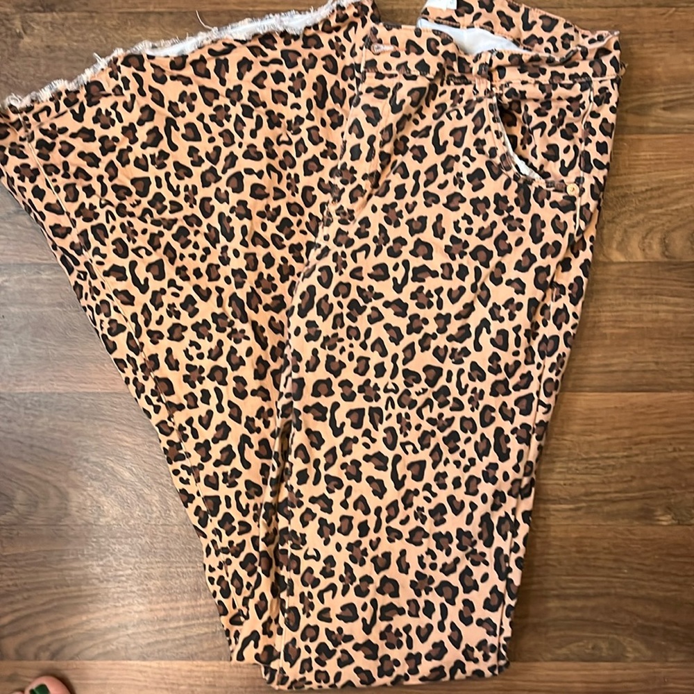 Women’s Ranch Dress’n Cheetah Flare Jeans Size 14